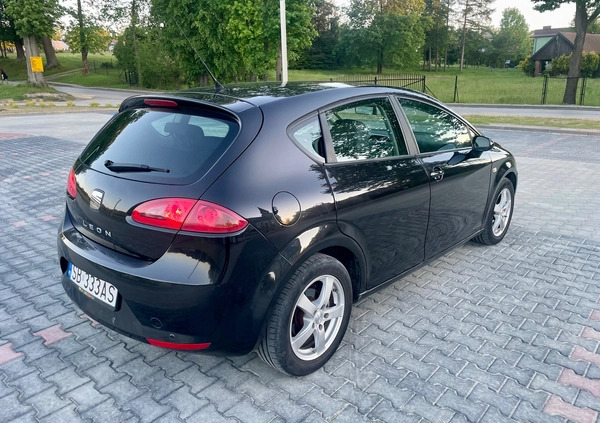 Seat Leon cena 15200 przebieg: 193200, rok produkcji 2008 z Wadowice małe 92